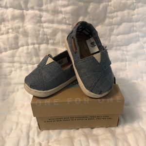 Tiny Toms Bimini Chambray size 4